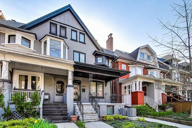Photo - 669 Euclid Ave