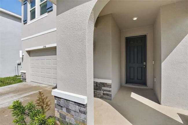 Photo - 2546 Warren Acrs Blvd