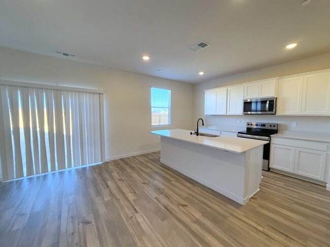 Photo - 4709 Athena Dr