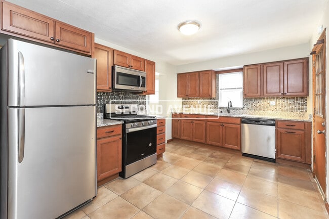Photo - 928 Kennedy Dr