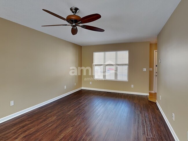 Photo - 1031 Buddleia Ct