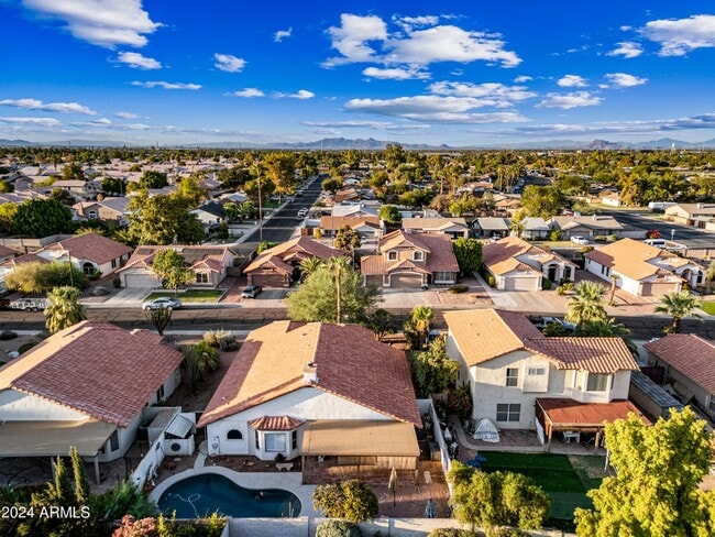 Photo - 473 W Smoke Tree Rd