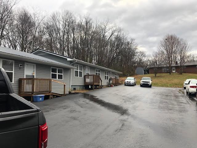 Photo - 201 Correll St