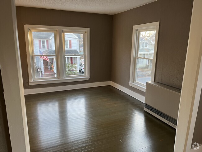 Building Photo - The Mulberry House Unit 2