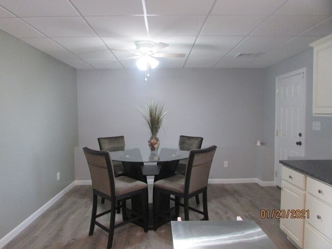 Photo - 218 Hart St Unit 1