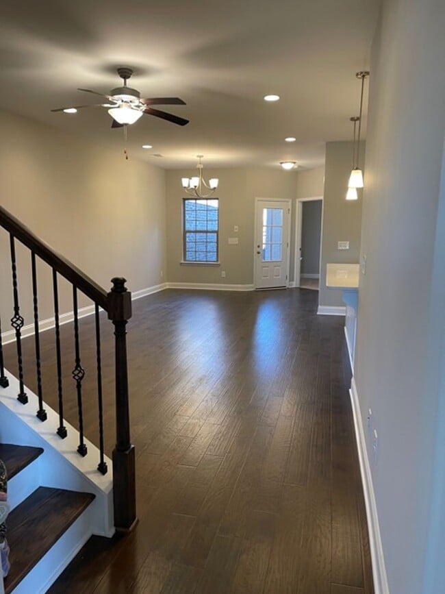 Photo - 3 Bedroom Townhome w/ 2 Car Garage