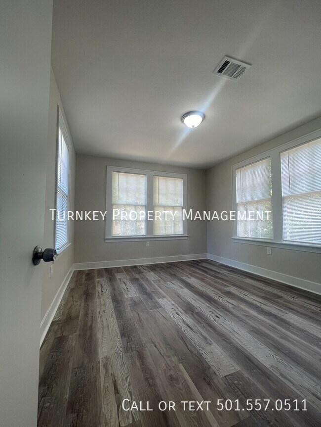 Photo - 3001 Fair Park Blvd