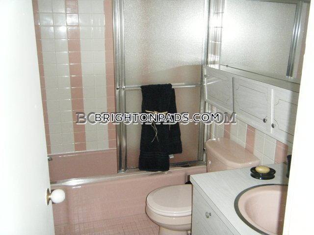 Photo - 125 Chiswick Rd Unit 114