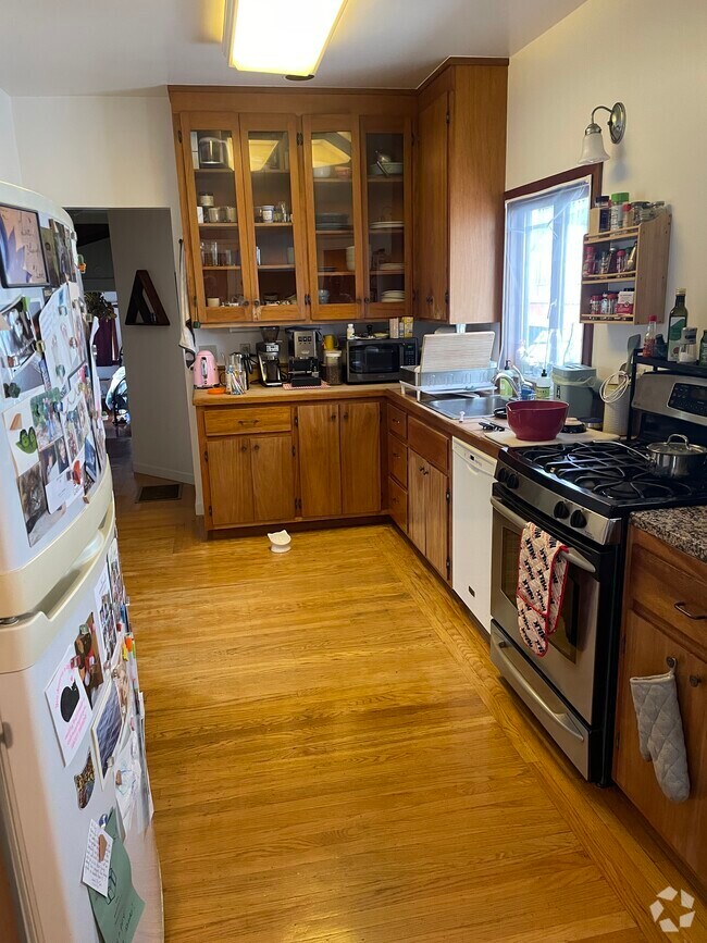 Building Photo - 1620 Milvia St Unit A Rental
