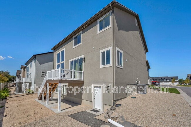 Photo - 4011 Serenity Ln