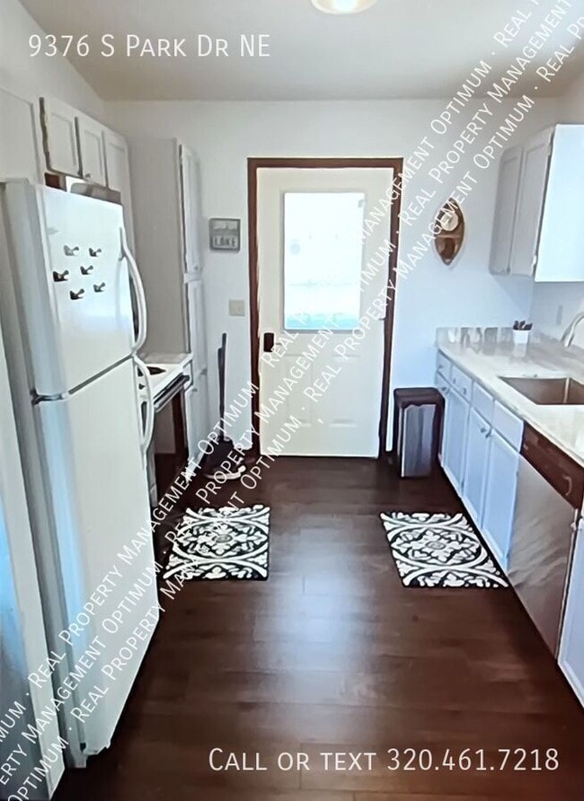 Photo - 9376 S Park Dr NE