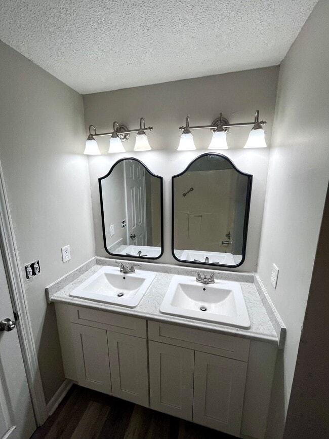 Photo - Townhouse available now FOR RENT in Daleville, AL!!