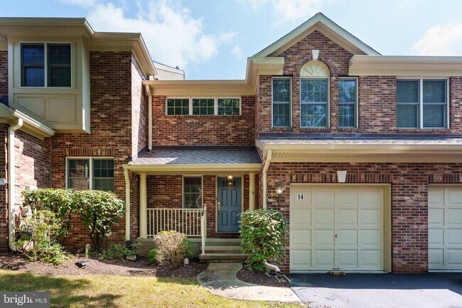 Photo - 14 Wilkinson Way Townhome