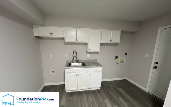 Photo - 4911 Shayne Cove