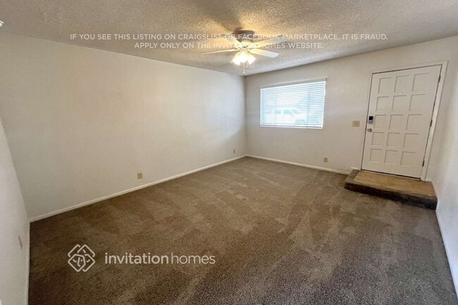 Photo - 1129 E Hampton Cir