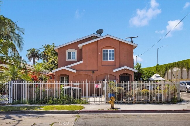 Photo - 348 W 83rd St