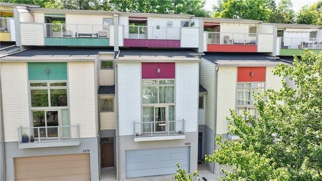 Building Photo - 1380 Stirling Cir NW Rental