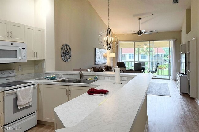 Building Photo - 5035 Cedar Springs Dr Unit 203