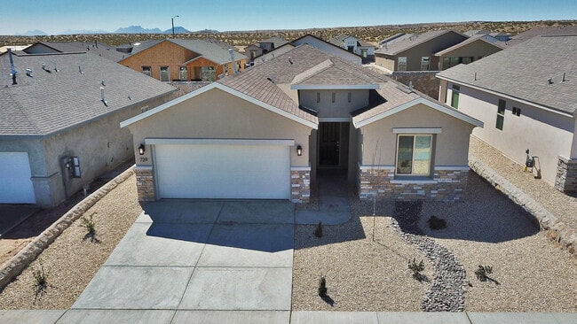 Photo - 729 C. Escondida