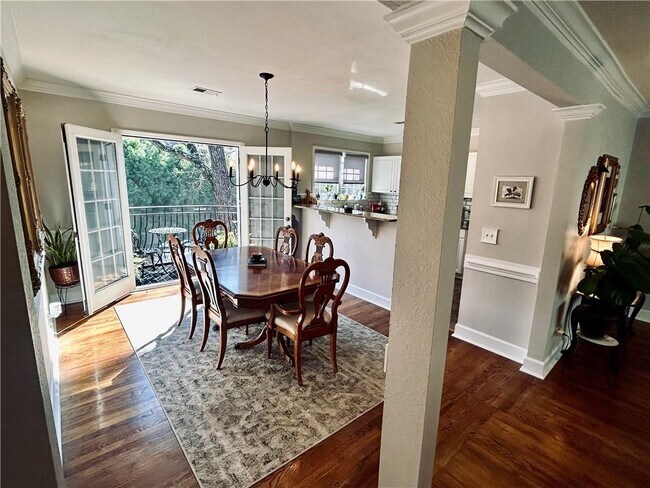 Photo - 115 Peachtree Memorial Dr NW Unit B3