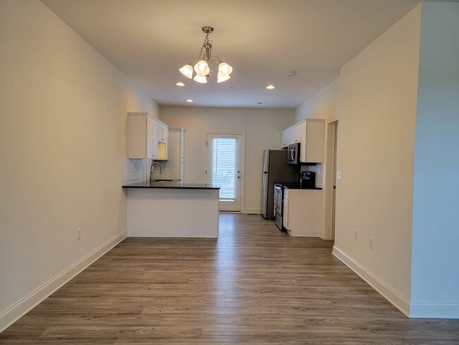 Photo - 642 Brentwood Dr