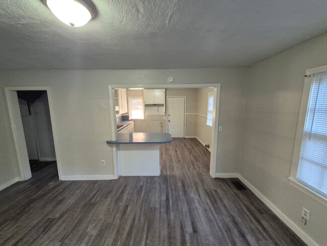 Photo - 3251 Meadow Ln