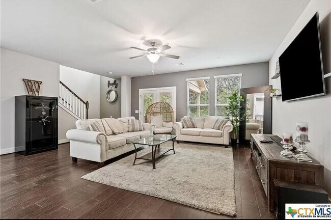 Photo - 7305 Merrick Ln