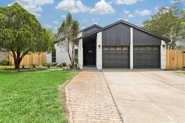 Photo - 16807 Forthloch Ct
