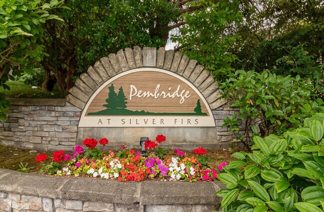 Photo - 2 Story home for rent in Silver Firs