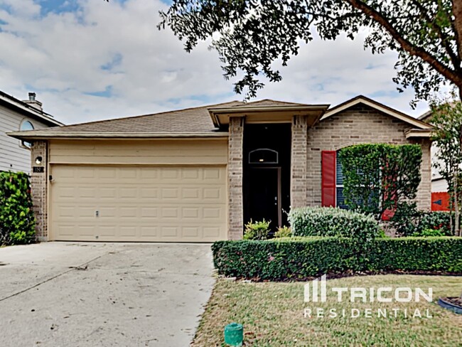 Photo - 150 Roadrunner Ave House