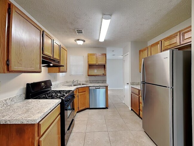 Photo - 2277 Hampton Dr