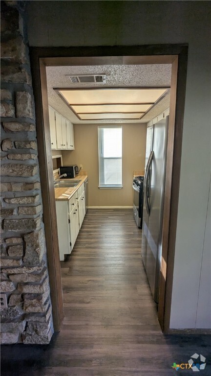 Building Photo - 1501 Furman Ave Rental