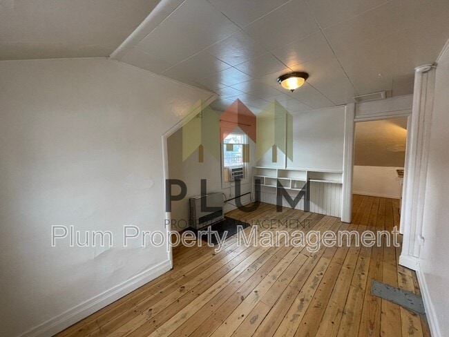 Photo - 807 Bulwer St Unit B