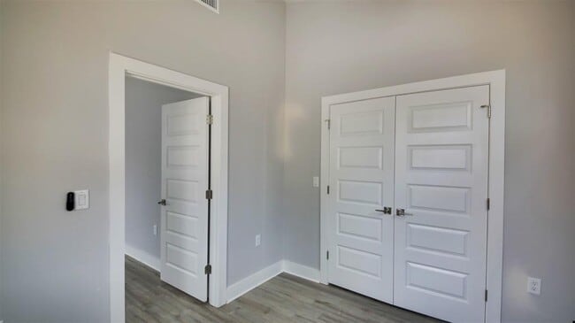 Photo - 6111 Carnation Terrace
