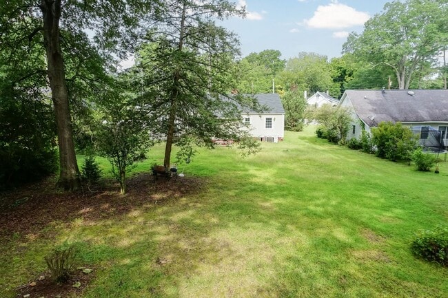 Photo - 405 Forest Hill Ave