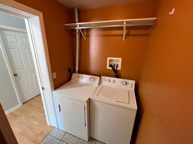 Photo - 48 Allens Falls Rd Unit Apartment 2