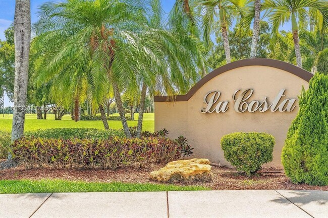 Photo - 214 La Costa Ct