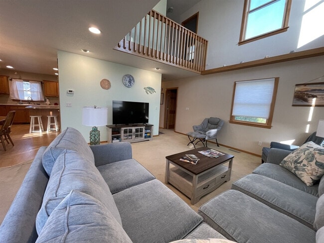 Building Photo - 50085 Timber Trail Rental