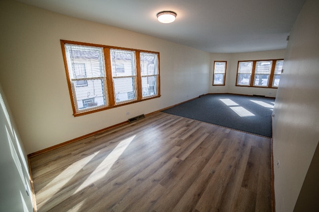 Photo - 2336 W 122nd St