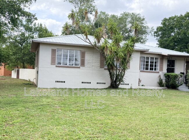 Photo - 3115 Buckingham Ave