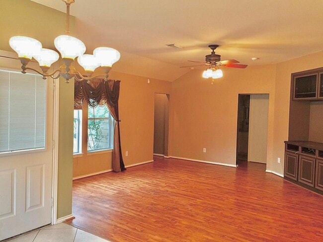 Photo - 2920 Emerald Brook Ln