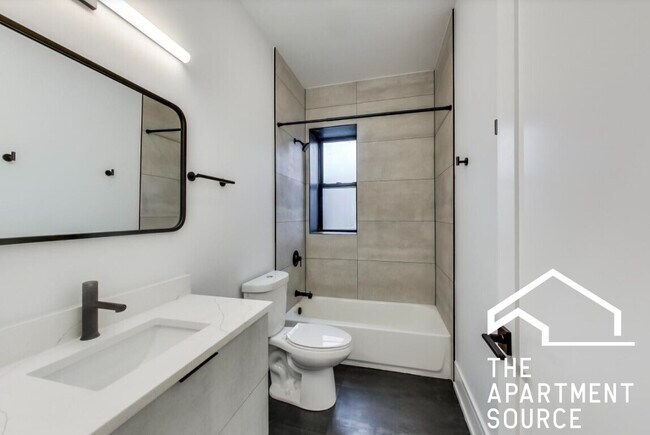 Photo - 2553 W Hirsch St Unidad 2c