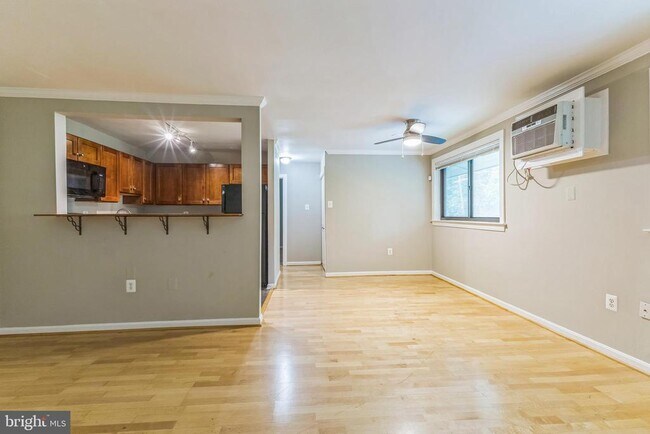 Photo - 3105 Naylor Rd SE Unidad 304