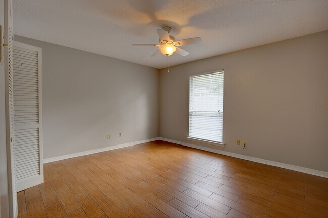 Photo - Two Bedroom Condo near downtown Fairhope!
