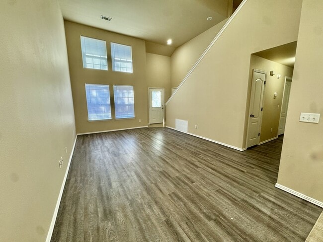 Photo - 200 Carson Rd