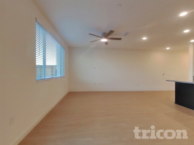 Photo - 2054 Delta Vw Ave