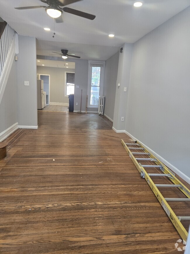 Building Photo - 1049 S 54th St Rental
