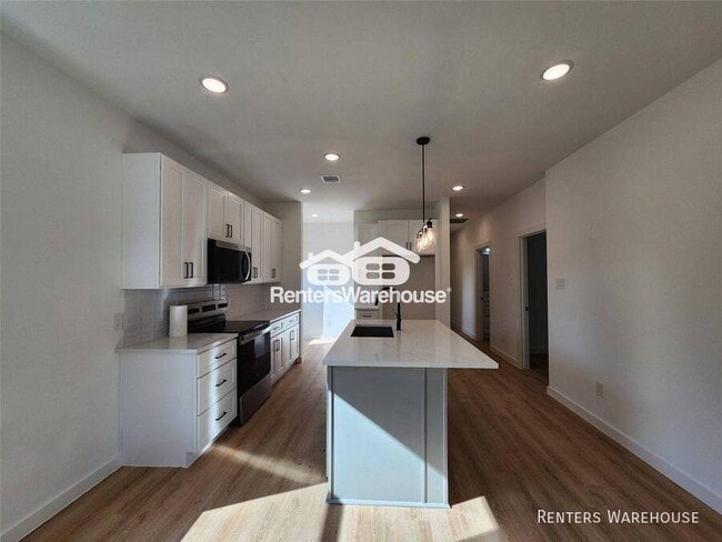 Photo - 7817 Beckley St