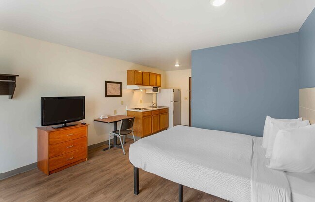 Furnished Studio-Salt Lake City - West Valley City