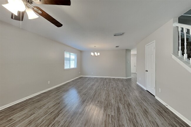 Photo - 1227 Caraquet Dr